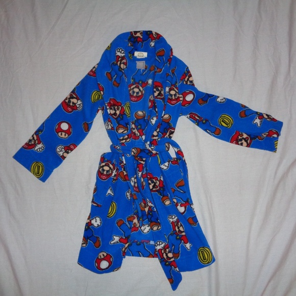 Nintendo Other - Nintendo Mario Robe W/Belt